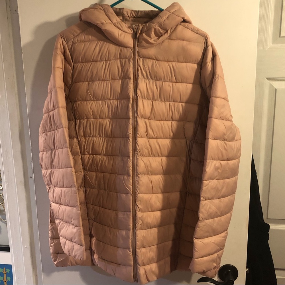 NWT Torrid lightweight puffer coat, dusty rose, size 1